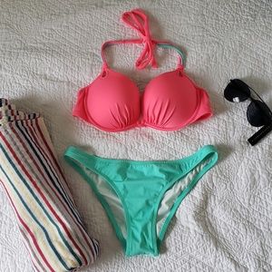 VS The Itsy bikini bottom